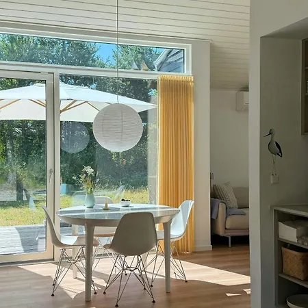New Timber House With Cozy Terrace Near The Hals