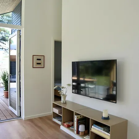 Feriehus New Timber House With Cozy Terrace Near The *