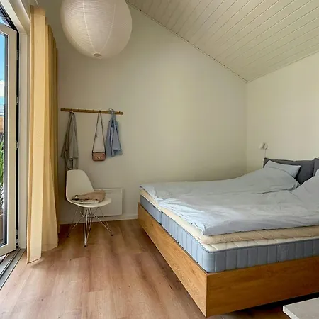 Feriehus New Timber House With Cozy Terrace Near The