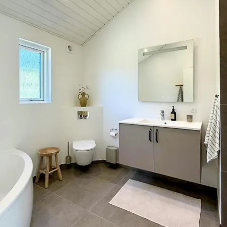 Feriehus New Timber House With Cozy Terrace Near The *