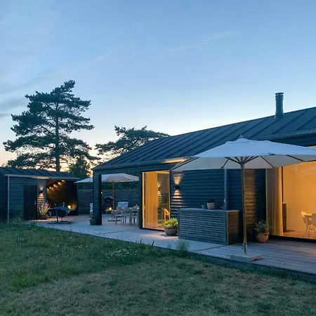 Feriehus New Timber House With Cozy Terrace Near The Hals